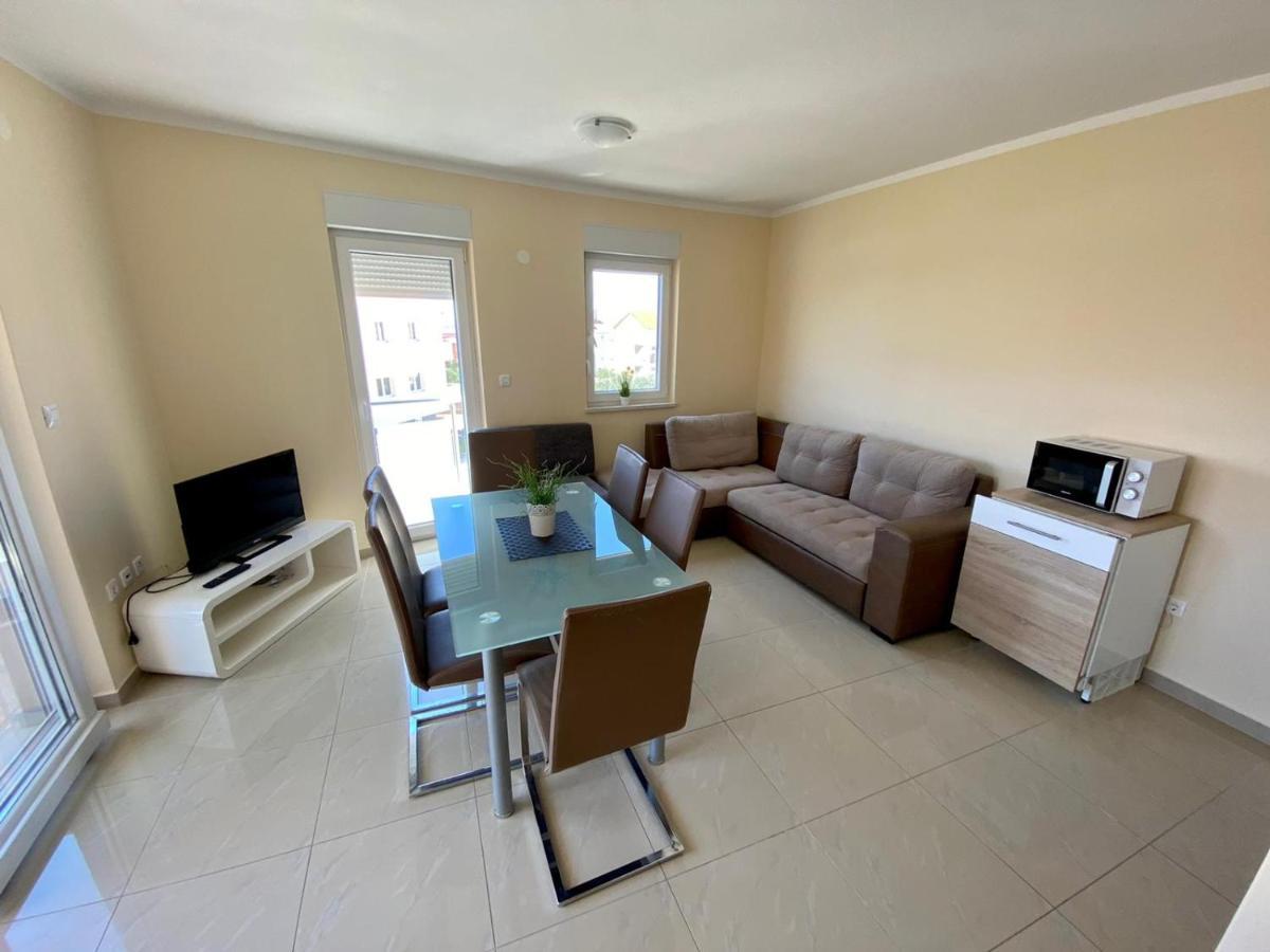 Appartement Atrium Novalja Extérieur photo