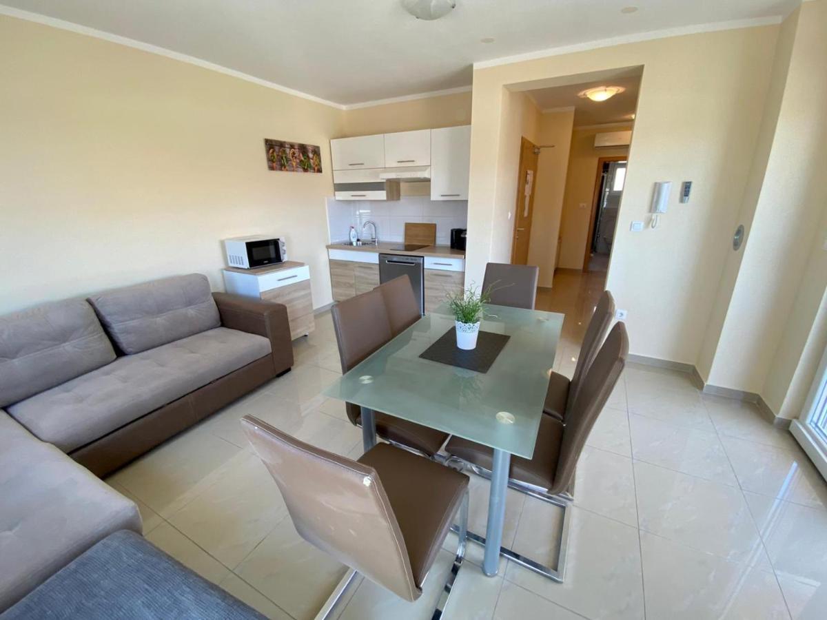 Appartement Atrium Novalja Extérieur photo