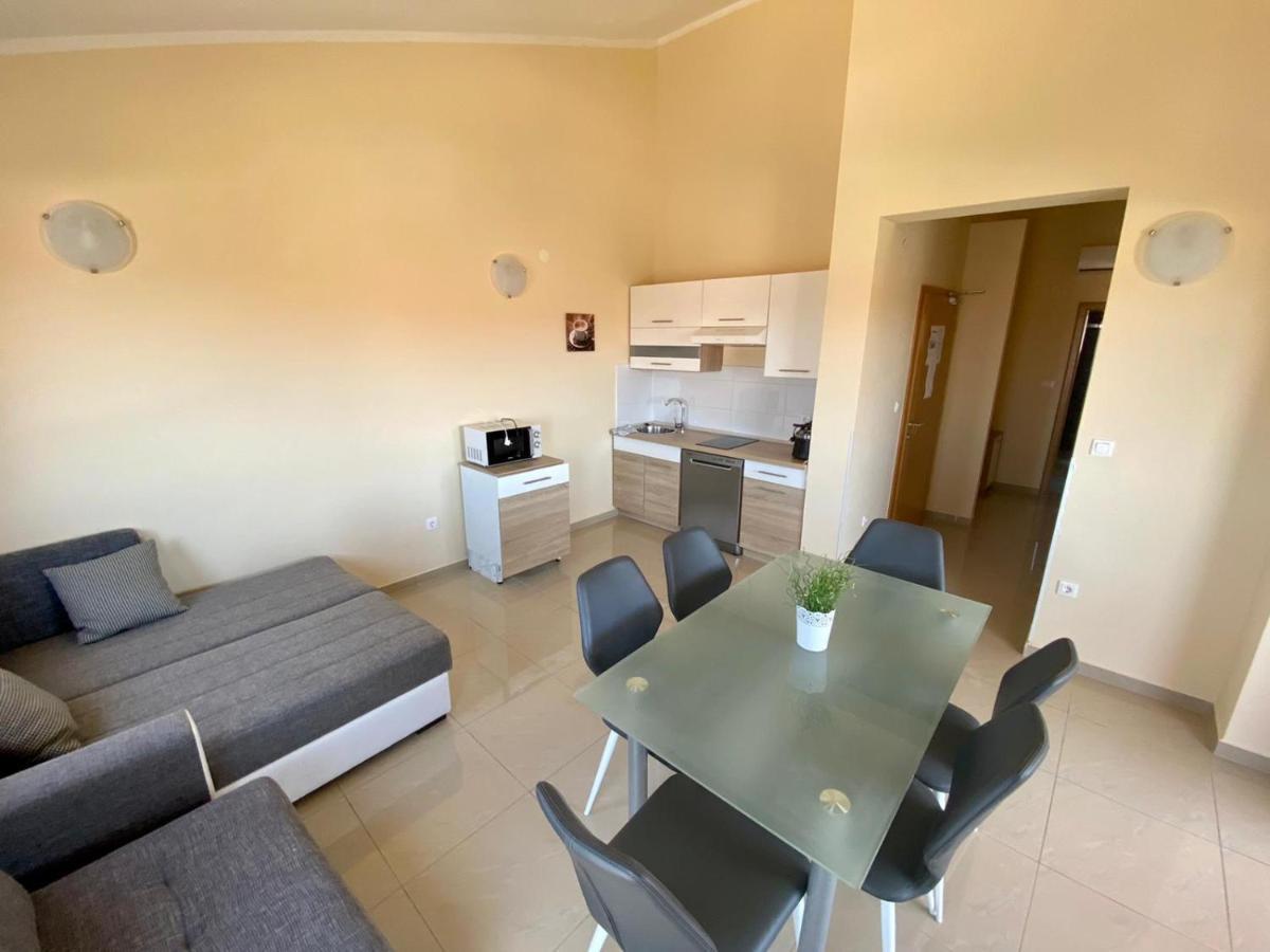 Appartement Atrium Novalja Extérieur photo